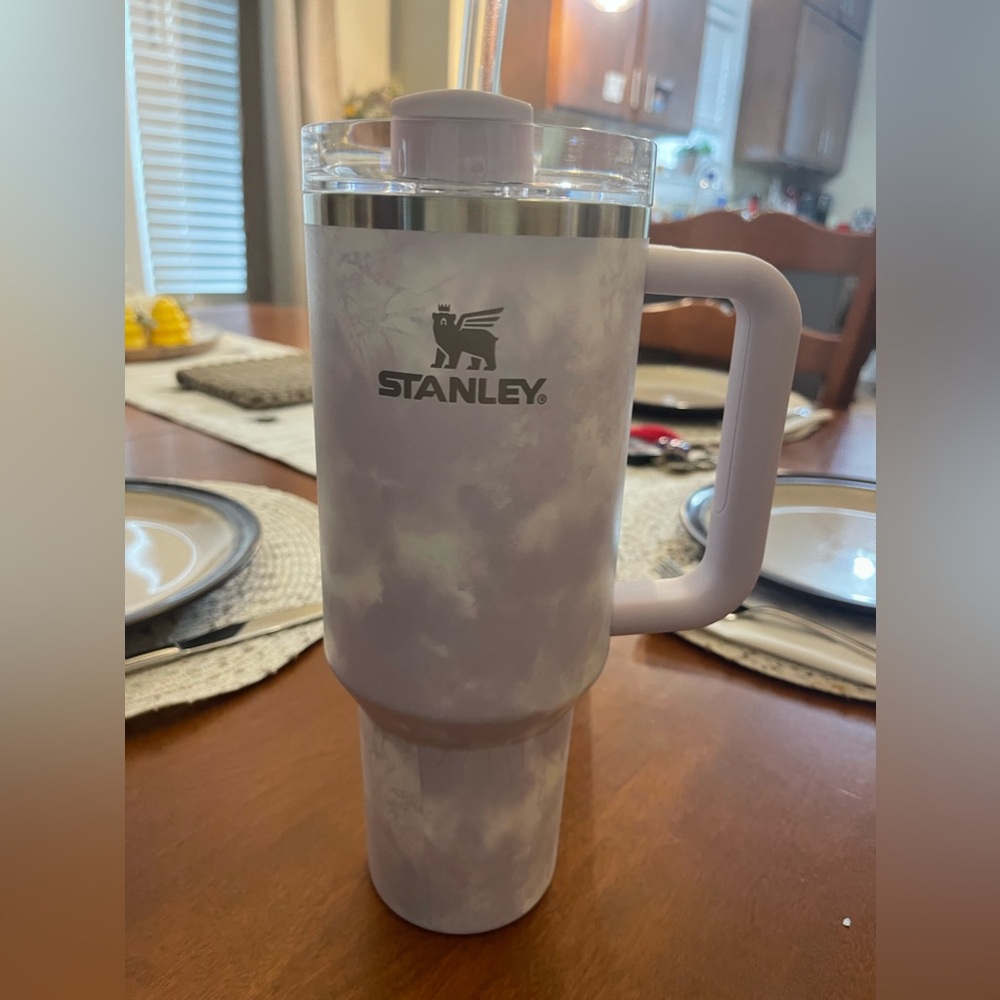 40oz NWT- never used- Stanley tumbler